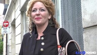 Cette mère de famille prend sodo et double pénétration